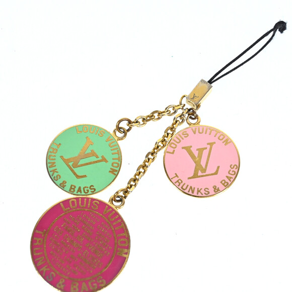 Louis Vuitton Tops - Auth Louis Vuitton Cell Phone Strap T&B #198846L20B